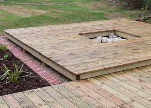 Weymouth tree surgeon, Timber decking specialists in Weymouth, timber decking, Weymouth, garden decking, wooden decking, wooden deck, feature planting, timber decking