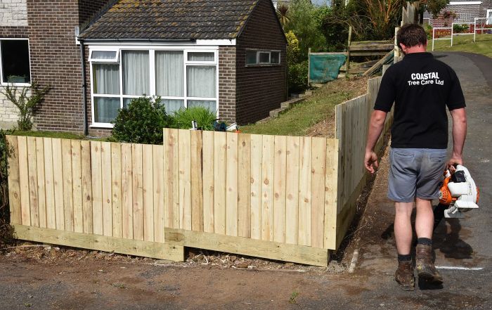 Weymouth tree surgeon, Weymouth fencing specialists, fencing, featherboard, Weymouth, Weymouth fencing, fencing specialists