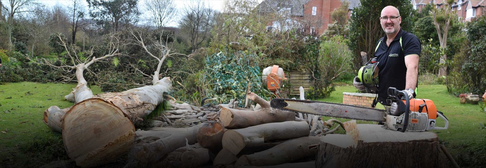 Tree-surgeon-Dale-at-work-in-South-Dorset Dale from Coastal Tree Care working on a Dorset outdoor project